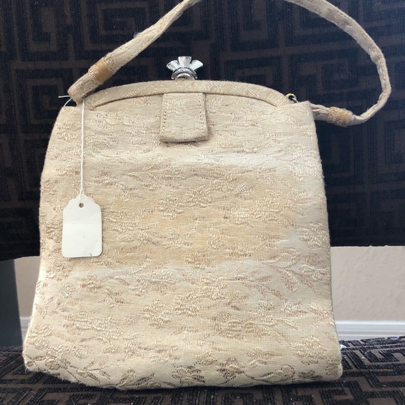 Purses - Picture 1 of 4